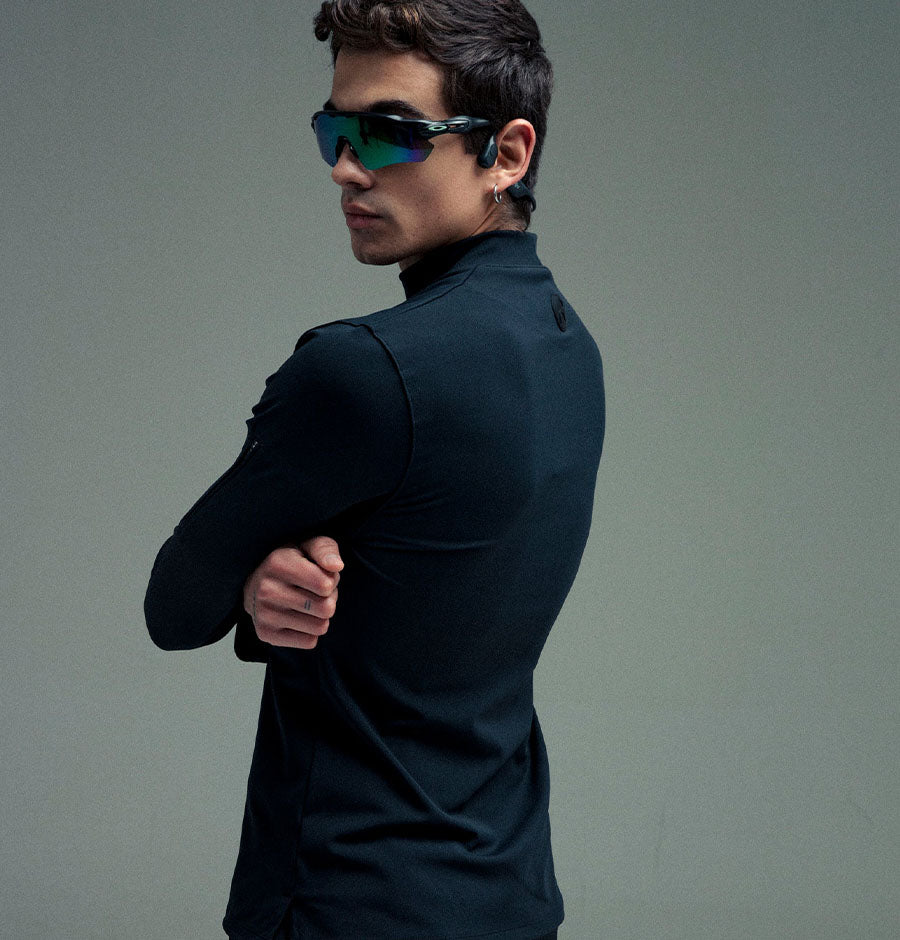 SLIM GAUSS TURTLENECK TOP / REMANENCE