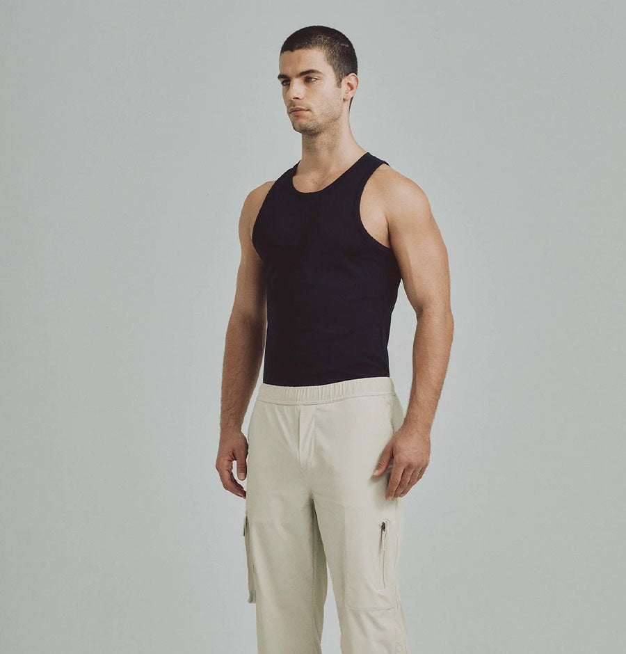 TANK TOP AXIS / REMANENCE