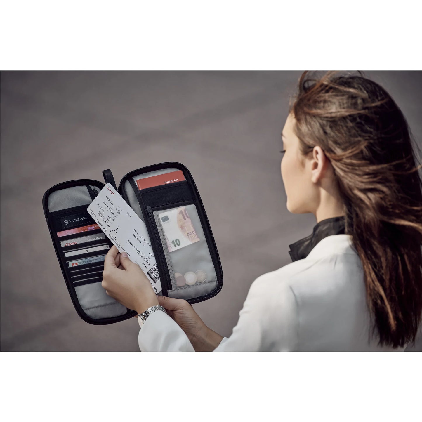 TRAVEL ACCES 5.0 / ORGANIZER RFI, ROJO / VICTORINOX