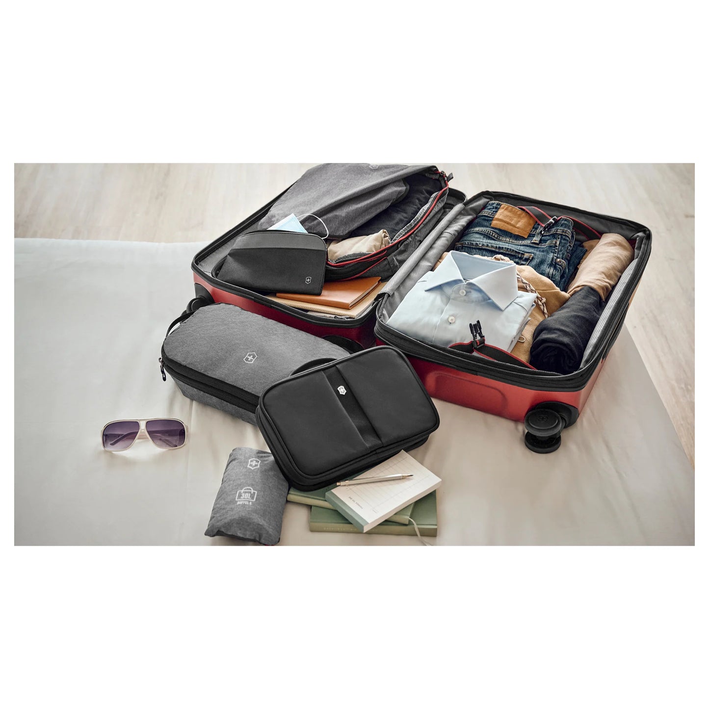 TRAVEL ACCES 5.0 / TRAVEL KIT NEGRO /VICTORINOX