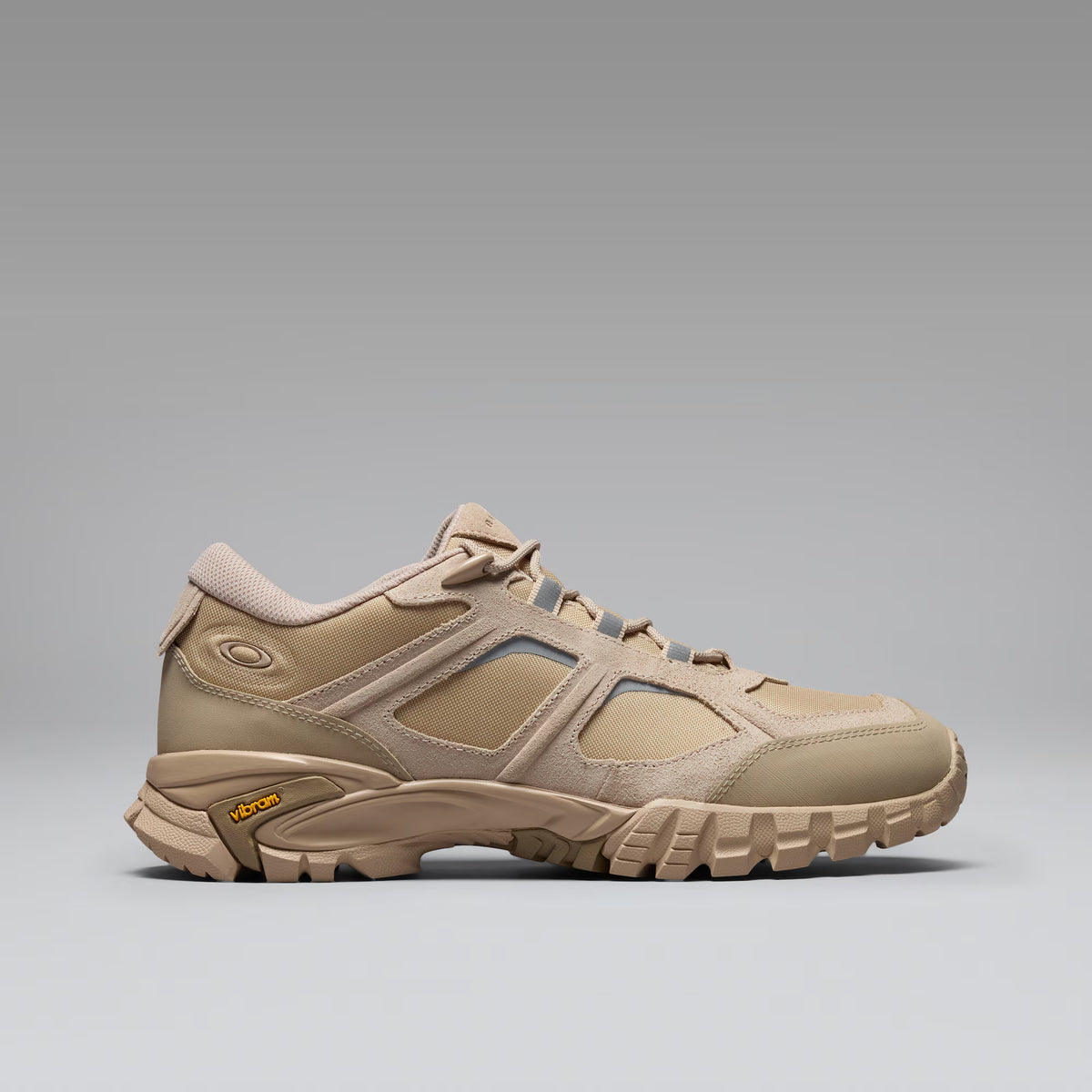 ZAPATILLA HOMBRE/ SIERRA TERRAIN / OAKLEY