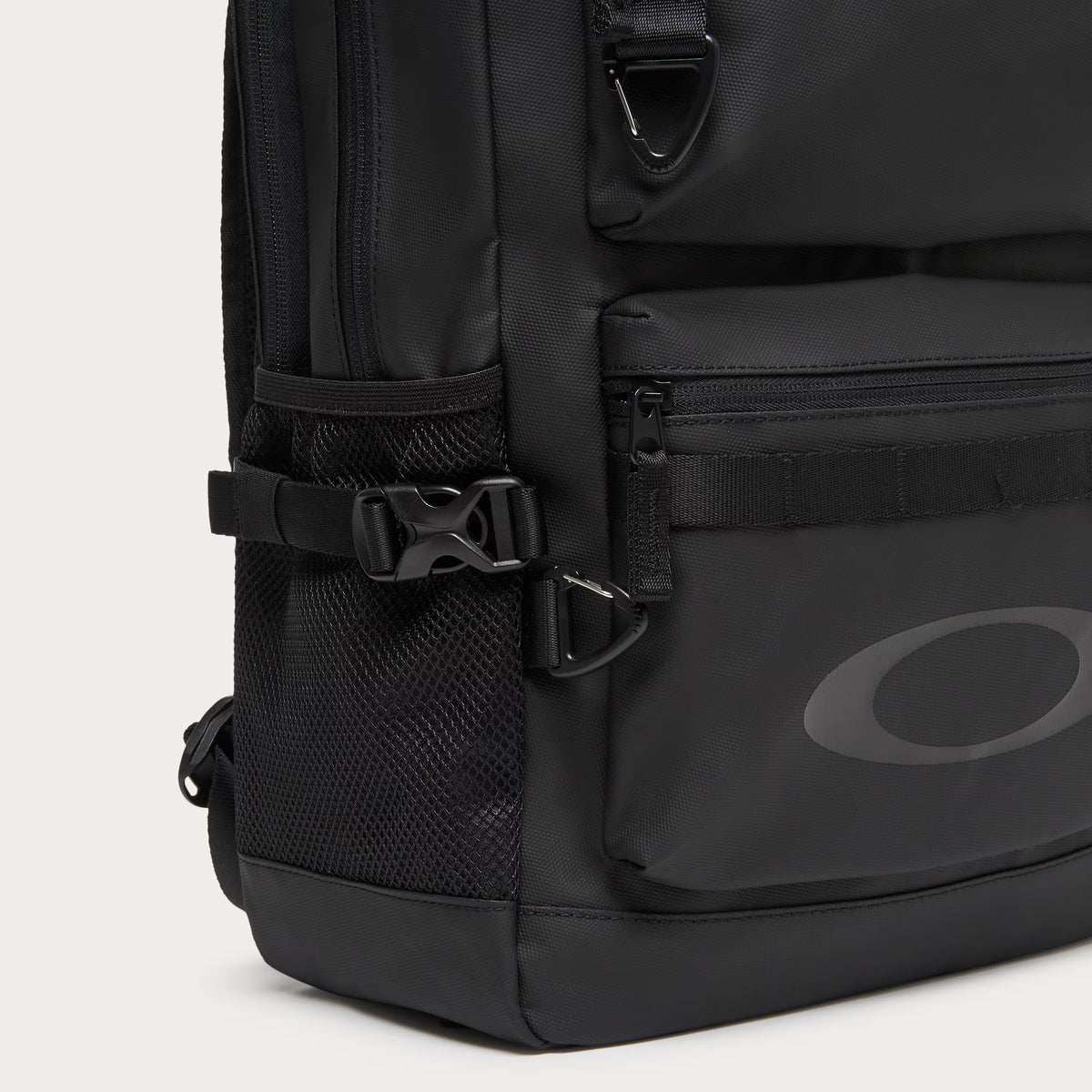 MORRALES/ ROVER LAPTOP / OAKLEY