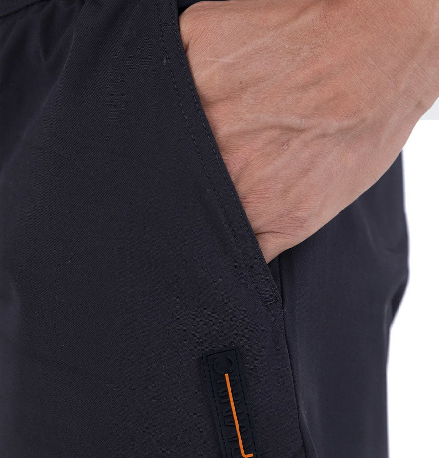 SHORT ENDURE SEMI FIT / REMANENCE